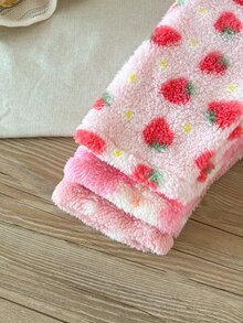 SHEIN Vintaside Kids 女嬰冬季加厚毛絨田園風甜美草莓波點花卉圖案休閒直筒褲3件套，適合慵懶時光與戶外散步 - 彩色 - 查看 4
