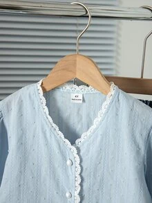 SHEIN Elladie kids Kemeja Wanita Gaya Korea Minimalis dengan Kain Jacquard 3D Tenun, Kerah V, Hiasan Rumbai Kecil, Lengan Panjang, Warna Biru Muda, Musim Gugur - Biru - View 6