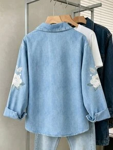 SHEIN Elladie kids Young Girls French Gentle Fairy Sweet Style Washed Denim Look Printed Jacket, Exquisite Pearl Butterfly Floral Print Long Sleeve Blue Cardigan - Blue - View 2