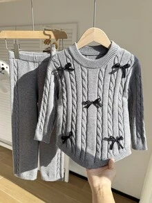 SHEIN Vintaside Kids 女童休閒公主娃娃風白色碎花蝴蝶結尖擺高領針織毛衣＋針織寬腿褲兩件套，秋季 - 淺灰色 - 查看 3