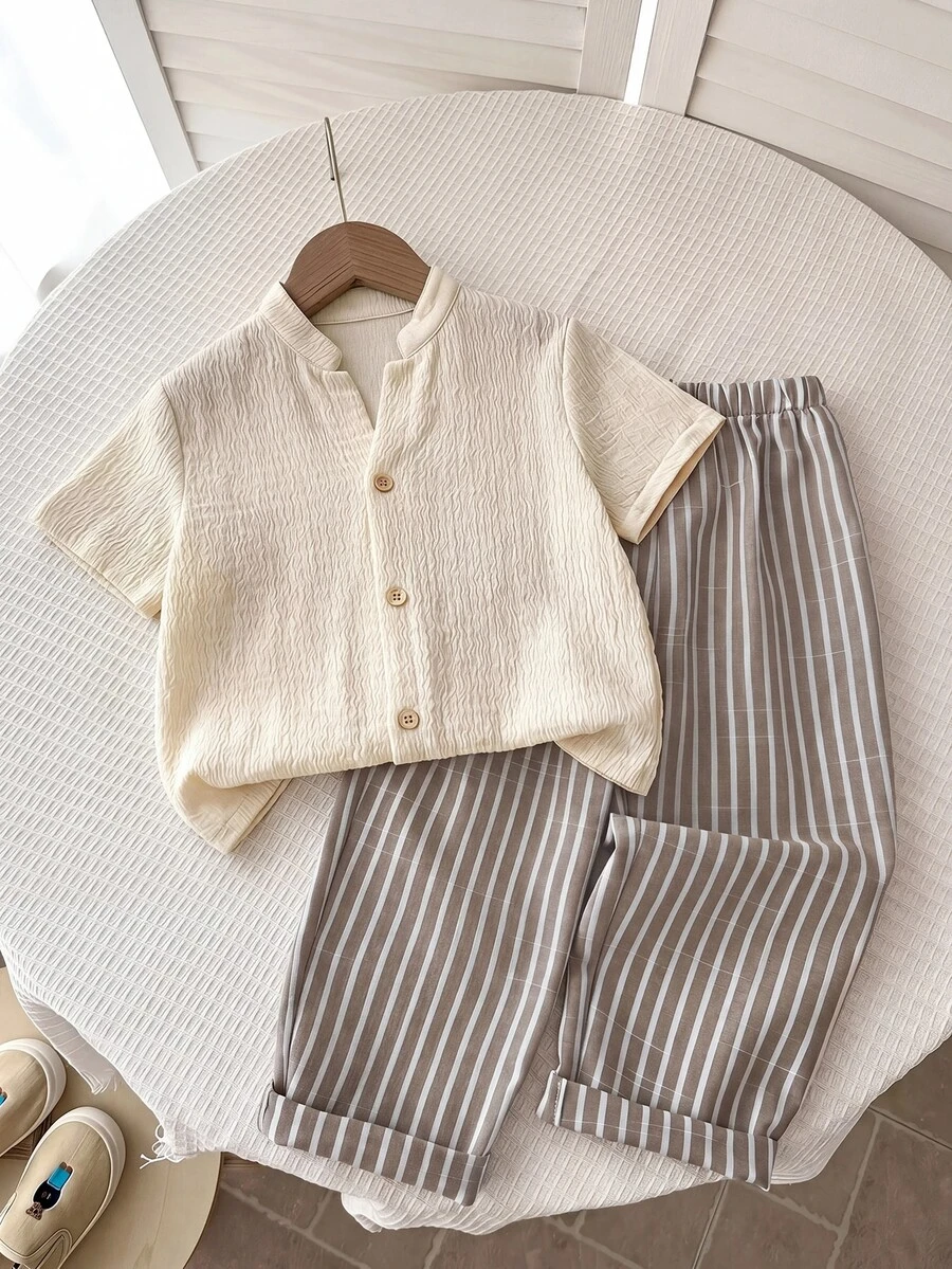 SHEIN Baby Boy, Toddler 2pcs Spring/Summer Casual Vacation Style V-Neck Shirt Set, Baby Summer Clothes/Outfit Set, Fall Clothes/Outfit Sets,Back To School
