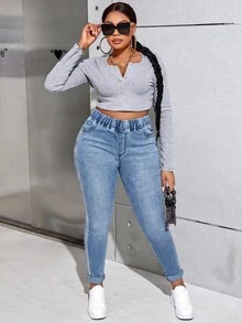 Slaydiva بنطال جوجر جينز للنساء بمقاسات كبيرة بخصر مطاطي مع خط جانبي مرصع بالراينستون وحافة مطوية - أزرق فاتح - مشاهدة 2