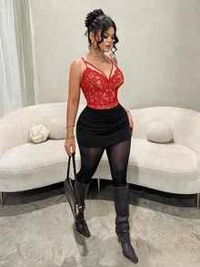 SHEIN SXY 时尚露背蕾丝性感透视连体衣 - 紅色 - 查看 4
