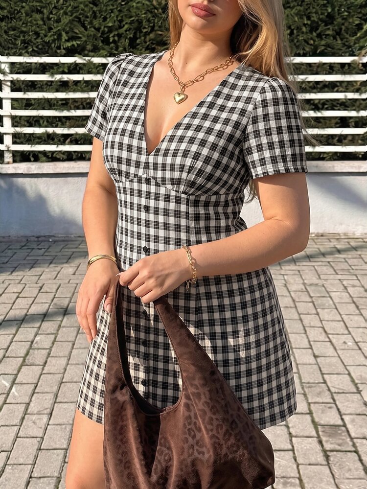 GalTyme Plaid V-Neck Short Sleeve Casual 90s Plus Size Dress For Women Back-To-School Graduation Black And White Summer - Black - View 5