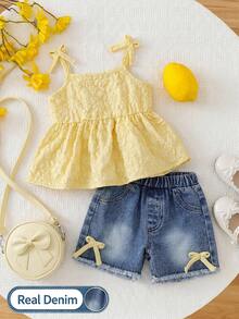 SHEIN Vintaside Kids 女嬰可愛甜美花卉細肩帶背心與藍色牛仔短褲套裝，附蝴蝶結裝飾，夏季度假幼兒休閒2件套日常外出穿搭 - 彩色 - 查看 2