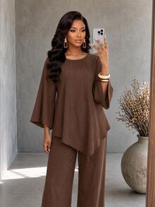 SHEIN Lady طقم نسائي كاجوال من قطعتين بلوزة بياقة دائرية وأكمام 3/4 وحافة غير متماثلة وبنطال بلون موحد - متعدد الألوان - مشاهدة 2