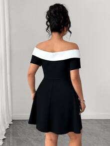 SHEIN LUNE CURVE Plus Size Women's Color Block Black And White Off-Shoulder Waist-Defining Dress Brunch Morning Summer Elegant - Black and White - View 2