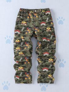 SHEIN | PAW Patrol بنطلون جينز دنيم بطبعة كرتونية مموهة للأولاد الصغار - أخضر عسكري - مشاهدة 3
