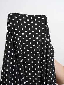 SHEIN CURVE+ 大尺碼休閒復古可愛 1960 年代優雅星空櫻桃印花 V 領洋裝，適合戶外茶會、早午餐、晚宴正式場合，2026 夏季 22W 黑色 - 黑與白 - 查看 10