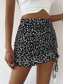 EMERY ROSE Ditsy Floral Ruched Detail Ruffle Hem Skirt Vacation Beach Outfits Women - Black and White - View 8