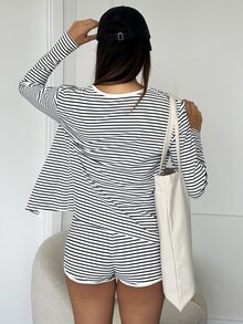 Dewbera Dewbera 女款條紋拼接背心上衣＋抽繩腰短褲＋長袖開襟外套運動套裝 - 白色 - 查看 2