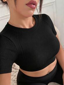 SHEIN Sports Women's Plus Size Solid Color Raglan Short Sleeve Cropped Sports T-Shirt Gym Sports Black Summer Gym Active Sports Gym - Black - View 5