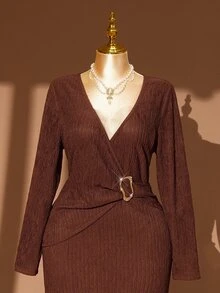 Rometta Plus Size Women Summer Elegant Brown Knitted Bodycon Dress,Autumn Long Sleeve V-Neck Metal Button Dinner Dress, Textured Twist Knot Split Design - Coffee Brown - View 9