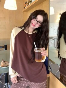DAZY Kaos Wanita Lengan Raglan Motif Blok Warna untuk Musim Gugur - Coklat - View 7