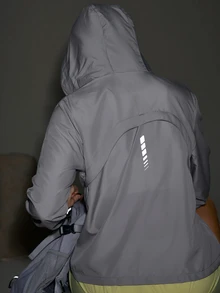Exploreva Exploreva Women's Minimalist Alt Versatile Daily Wear Zip-Up Long Sleeve Pocket Sun Protection Jacket Cycling White Summer - Grey - View 2