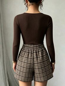 SHEIN Elenzya New Knit Square Neck Ruched Chest Long Sleeve Top & Woven Plaid Ruched Shorts, Elegant Versatile Casual Commute Women 2 Pieces Set - Brown - View 3