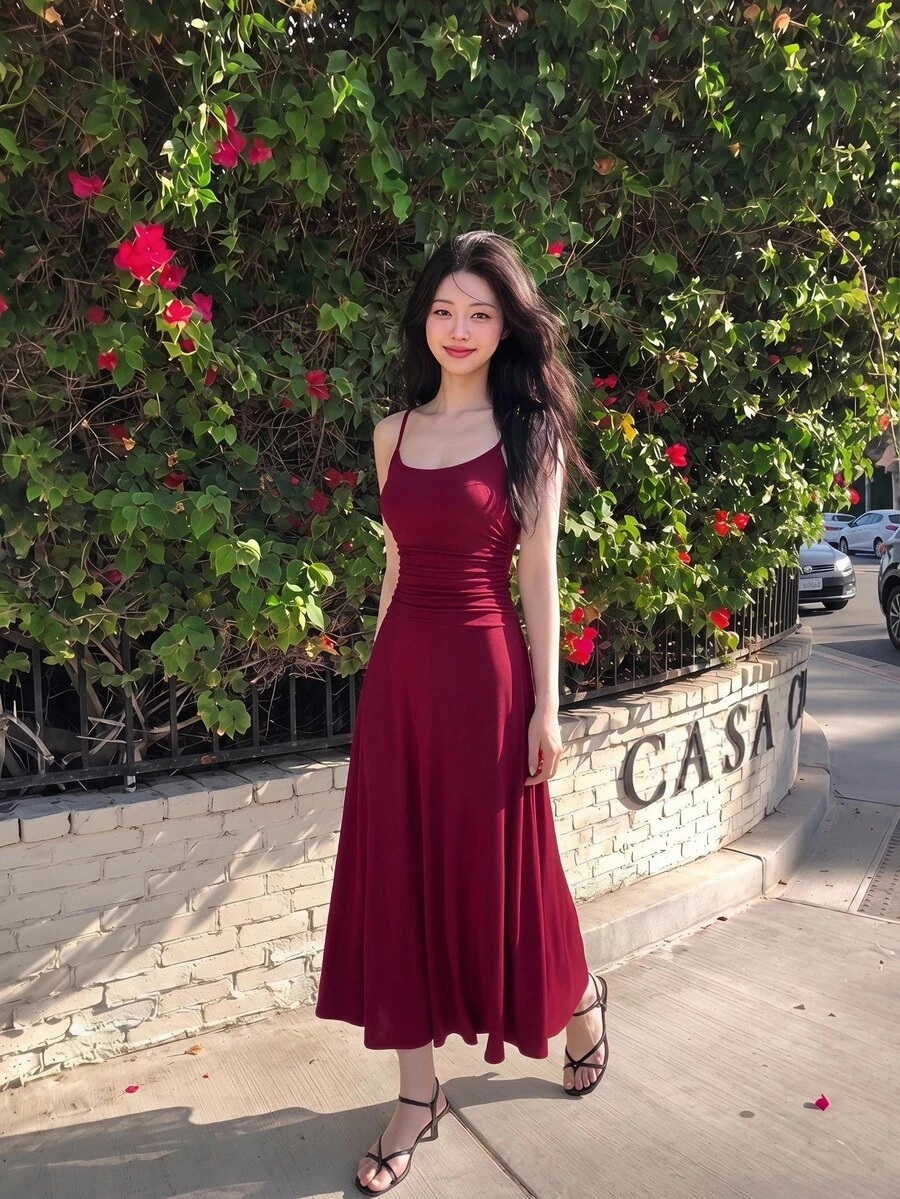 SHEIN MOD 1件女款純色抓皺腰A字細肩帶酒紅色長洋裝,夏季女裝,茶會洋裝 - 酒紅色 - 查看 1