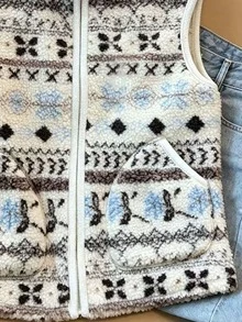 Trelyra Women's Winter Comfortable Jacquard Pocket Zipper Vest Jacket - Multicolor - View 4