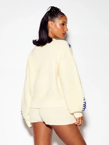 SUMWON WOMEN Baseball Stitch Knit Oversized Crop Sweater With Varsity Logo Patch And Ribbed Texture Fall Winter Pullover - Multicolor - View 2