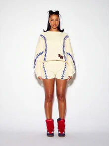 SUMWON WOMEN Baseball Stitch Knit Oversized Crop Sweater With Varsity Logo Patch And Ribbed Texture Fall Winter Pullover - Multicolor - View 3