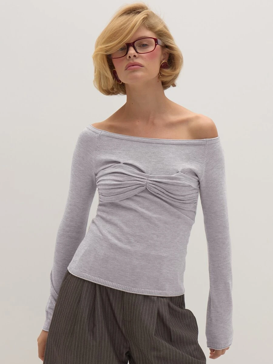 MUSEYN Grey Sheer Off Shoulder Ruched Bandeau Long Sleeve Top Cozy Textured Everyday Casual Fall New Season Capsule Wardrobe - Light Grey - View 1