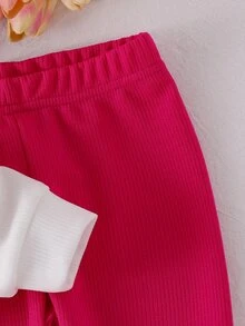 SHEIN Playful Pals 女嬰甜心蝴蝶結兩件套，白色針織開襟長袖上衣搭配桃紅色長褲，柔軟可愛學院風套裝，春夏秋冬日常穿著，拍照出片，顯膚色，媽媽最愛的活力童裝套裝，熱銷軟萌穿搭 - 白色 - 查看 5