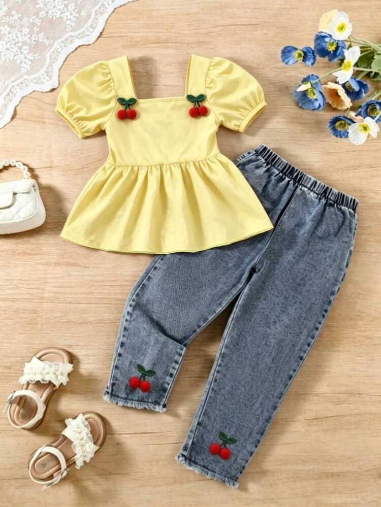 SHEIN Genkimix Kids Young Girls 2-Piece Set Casual Cute Yellow & White Plaid Shirt T-Shirt Loose Fit Paired With Vintage Mid-Blue Denim Washed Raw Hem Tapered Jeans With 3D Yellow Flower Soft Comfortable Fabric Street Style Fashion Versatile Outfit - Yellow - View 2