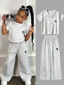 SHEIN Elladie kids 2 piezas/Sets Conjunto básico casual y relajado de unicolor, estampado de caballo, camiseta de cuello redondo y manga corta, pantalones de pierna recta, adecuado para uso diario/salidas en múltiples ocasiones, primavera/verano/todas las estaciones - Blanco - Ver 5