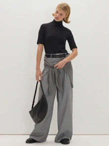 MUSEYN Black Jersey Turtle Neck Cropped Sleeve Fitted Top Chic Versatile  Everyday Casual Fall Fashion - Black - View 1