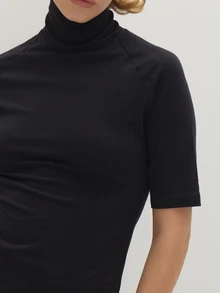 MUSEYN Black Jersey Turtle Neck Cropped Sleeve Fitted Top Chic Versatile  Everyday Casual Fall Fashion - Black - View 5