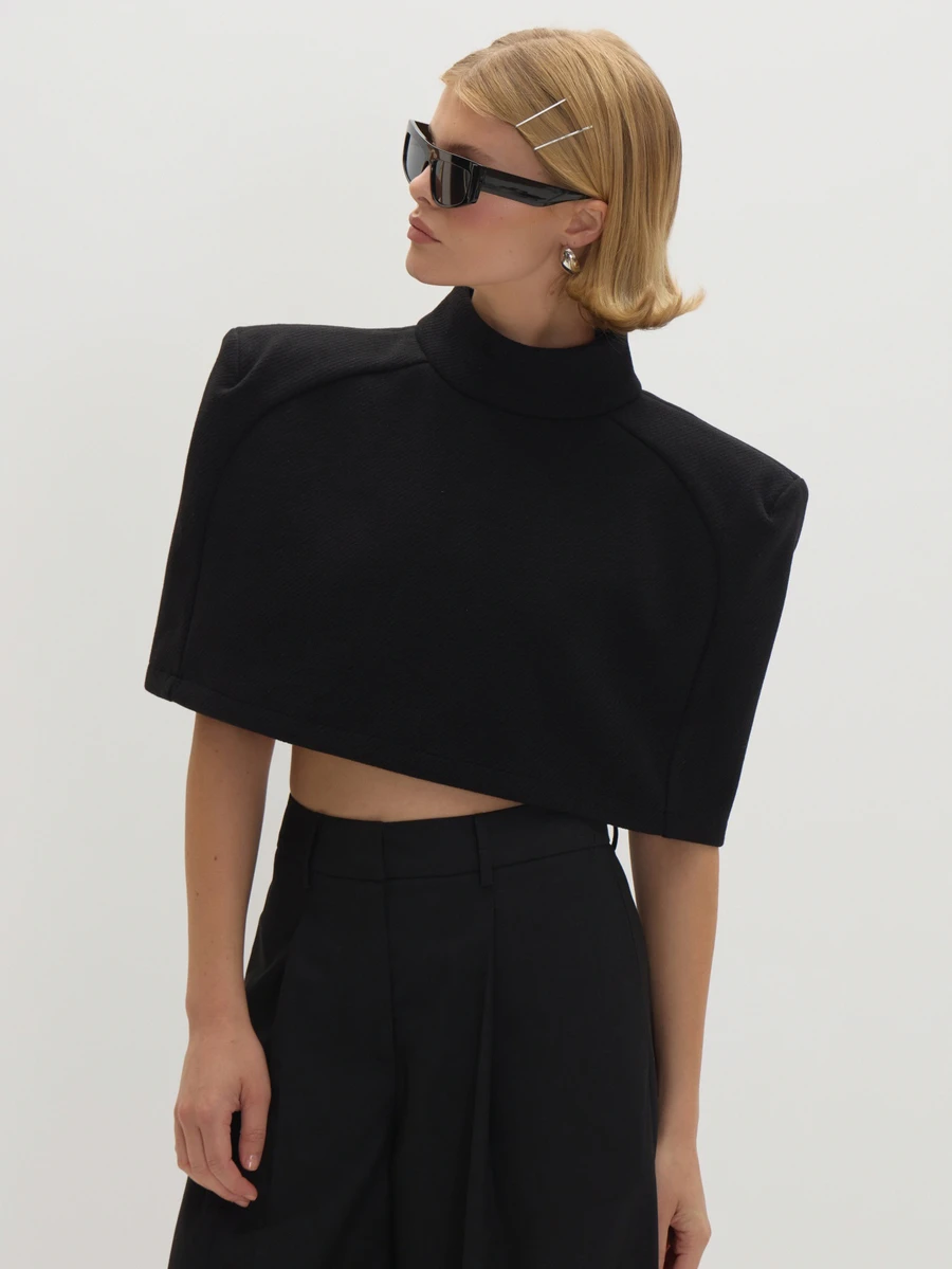 MUSEYN Black Woven Shoulder Pad Structured Crop Top Chic Versatile Everyday Casual Fall New Season Capsule Wardrobe - Black - View 1