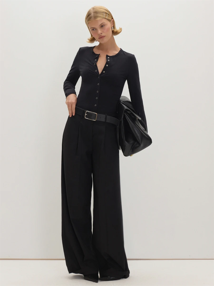 MUSEYN Black Jersey Popper Button Long Sleeve Fitted Bodysuit Everyday Casual Fall New Season Capsule Wardrobe - Black - View 1