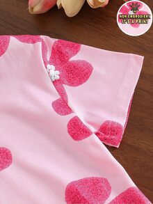 SHEIN 一套女童休闲舒适时尚可爱碎花短袖T恤短裤套装，适合春夏外出、休闲、度假。 - 彩色 - 查看 4