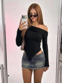 Sweetina Y2K Grunge 不对称领口生菜边 T 恤 - 黑色 - 查看 1