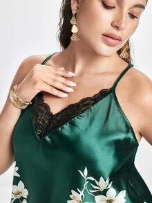 Slumbrini Plus Size Floral Print Contrast Lace Design Satin Pajama Set - Dark Green - View 8