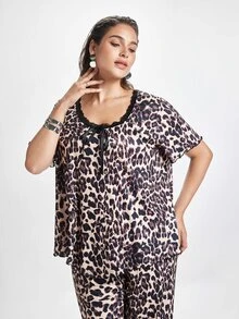 Slumbrini Plus Size Asymmetrical Design Fashionable Leopard Print Lace Trim Women Casual Sleepwear Set, Outfits - Multicolor - View 8
