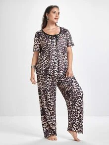 Slumbrini Plus Size Asymmetrical Design Fashionable Leopard Print Lace Trim Women Casual Sleepwear Set, Outfits - Multicolor - View 7