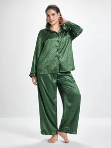 Slumbrini Plus Size Leopard Print Jacquard Faux Silk Lapel Top & Pants Pajama Set, Fall Winter Clothes, Christmas - Green - View 4