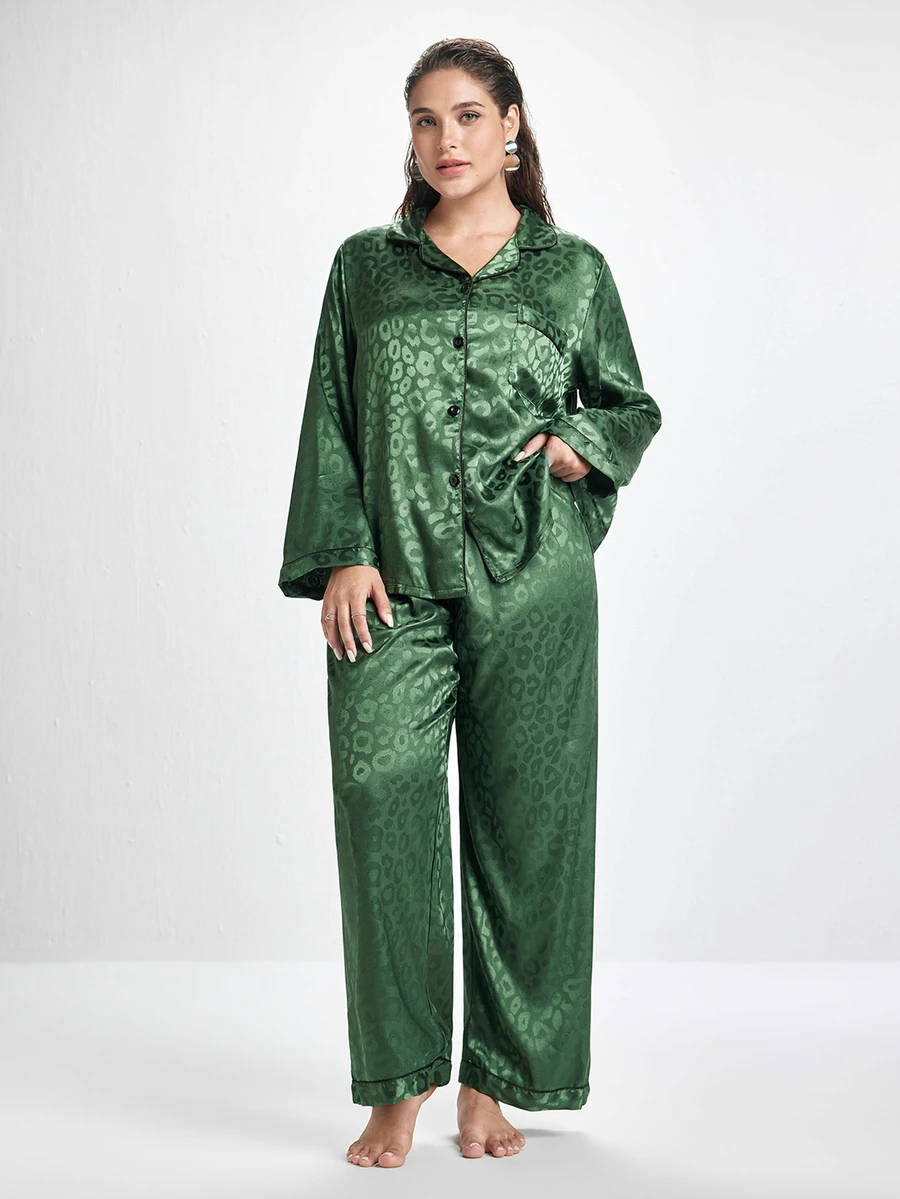 Slumbrini Plus Size Leopard Print Jacquard Faux Silk Lapel Top & Pants Pajama Set, Fall Winter Clothes, Christmas - Green - View 1