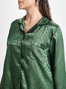 Slumbrini Plus Size Leopard Print Jacquard Faux Silk Lapel Top & Pants Pajama Set, Fall Winter Clothes, Christmas - Green - View 8