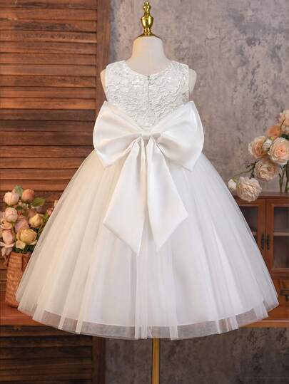 SHEIN Glamorique Kids 年轻女孩优雅迷人白色蕾丝无袖束腰可爱蝴蝶结可拆卸奢华双层薄纱蓬蓬裙