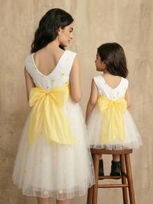 SHEIN Glamorique Kids 女嬰優雅雛菊網紗無袖花童派對生日禮服，白色花卉夏季休閒蓬蓬紗裙婚禮芭蕾裙，秋冬款 - 黃色 - 查看 11