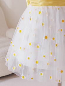 SHEIN Glamorique Kids 女嬰優雅雛菊網紗無袖花童派對生日禮服，白色花卉夏季休閒蓬蓬紗裙婚禮芭蕾裙，秋冬款 - 黃色 - 查看 6