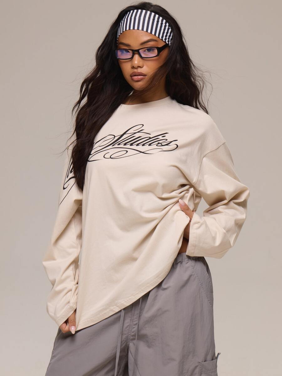 MUSERA 白色圖案 Logo 細節長袖上衣 冬季休閒日常舒適穿搭酷感女款上衣 - 白色 - 查看 1