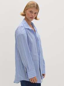 MUSEYN Kemeja Kancing Ukuran Besar dengan Bantalan Bahu Garis Biru - Baby Blue - View 5