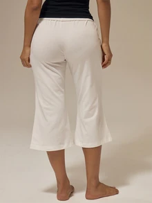 MUSERA ESSENTIALS Celana Capri Model Crop dengan Lipatan di Pinggang, Model Mengembang, Cocok untuk Pakaian Santai Sehari-hari di Musim Panas dan Gaya Feminin - Putih - View 4