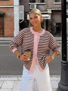 Livesso Cardigan Rajut Kancing Warna Kontras Pink dan Cokelat Serbaguna untuk Wanita, Cocok untuk Santai Sehari-hari di Musim Gugur, Gaya Brunch 2000-an, dan Sekolah. - Berwarna merah muda - View 7