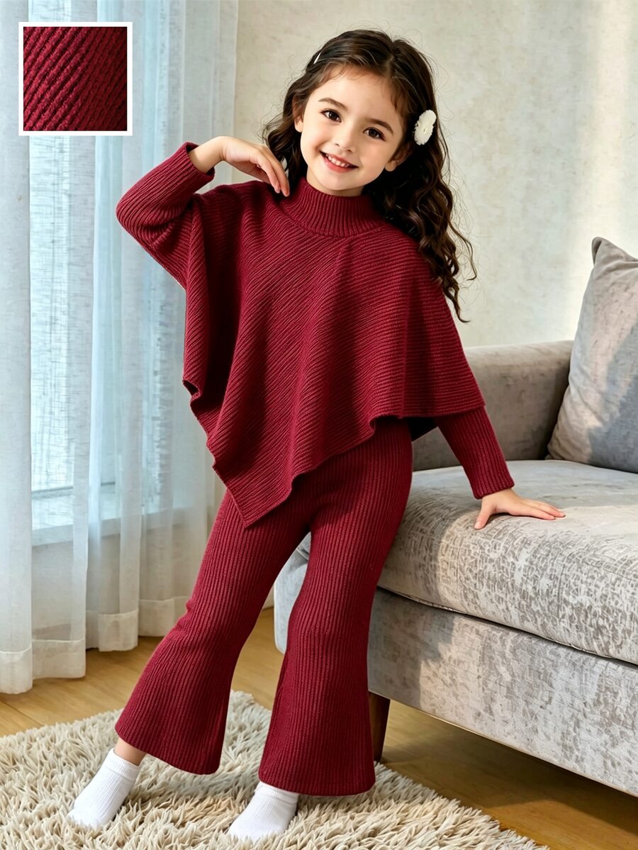 SHEIN Playful Pals (Young Girl) 春/秋/冬休閒T恤套裝,設計感不對稱套頭高領針織羅紋刷毛布料素色米色長袖T恤上衣搭配米色休閒喇叭褲,2件套適合春/秋/冬返校季,優雅淑女風,高端日常校園、外出、旅行、派對穿著 - 酒紅色 - 查看 1
