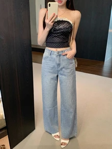 DAZY 女款亮面水鑽直筒休閒牛仔褲，寬鬆版型，復古街頭戶外風，春夏秋三季適用 - 淺色水洗藍 - 查看 2