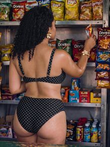 Swim SXY Set Baju Renang Ukuran Besar Motif Polkadot untuk Liburan dengan Kawat Penyangga dan Push-Up - Hitam - View 2